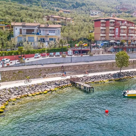 Hotel Firenze 3 Stelle Superior Brenzone sul Garda