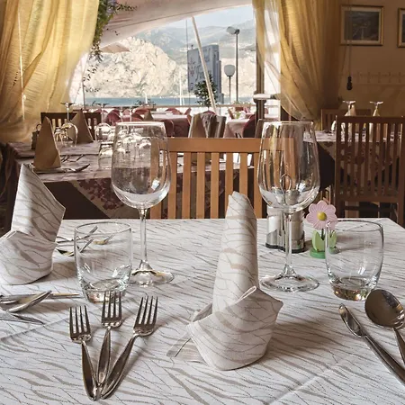 Hotel Firenze 3 Stelle Superior Brenzone sul Garda